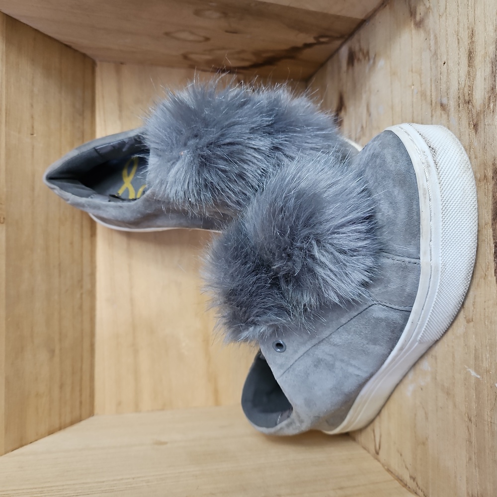 Sam Edelman Leya Pom Pom Sneakers Puff Ball Gray Suede
